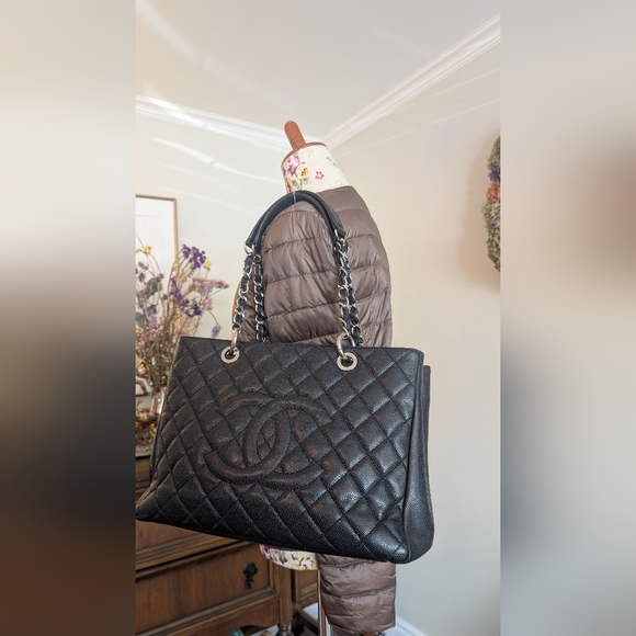 Chanel GRAND shopping caviar tote - Picture 14 of 15